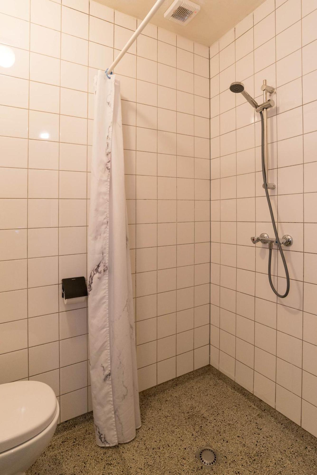 Apartment Redlight District Smokers Friendly Private